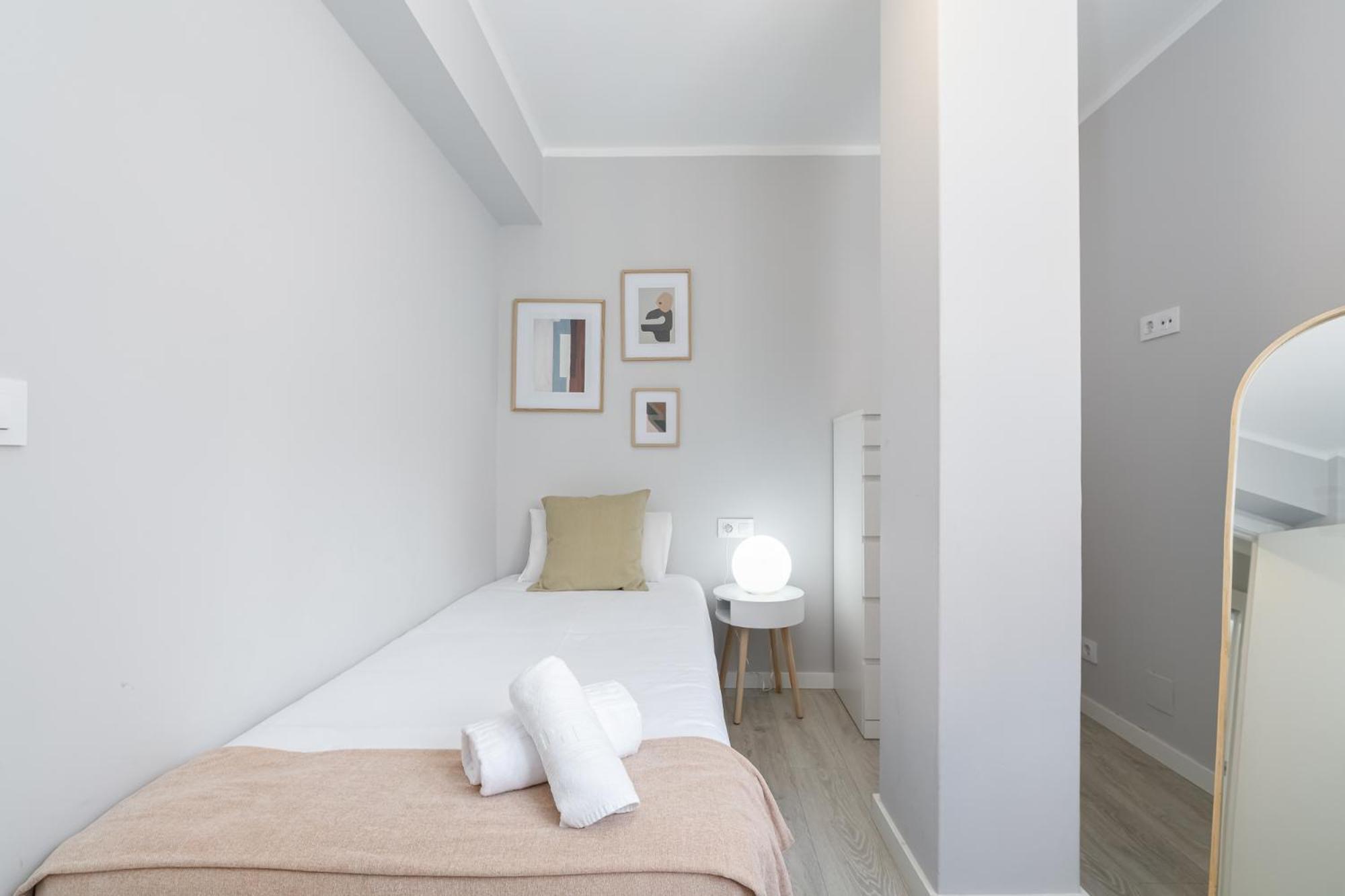 Apartamento Luminoso Y Moderno En By